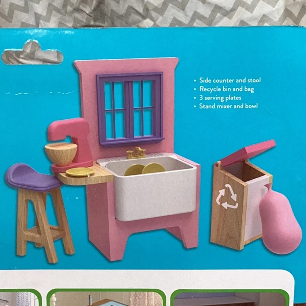 KidKraft contains side